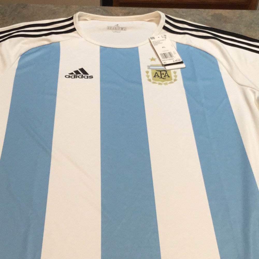Adidas climalite AFA xl shirt